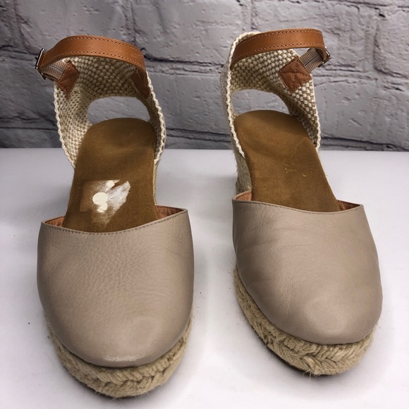 Maypol Tan Wedges - Picture 2 of 9